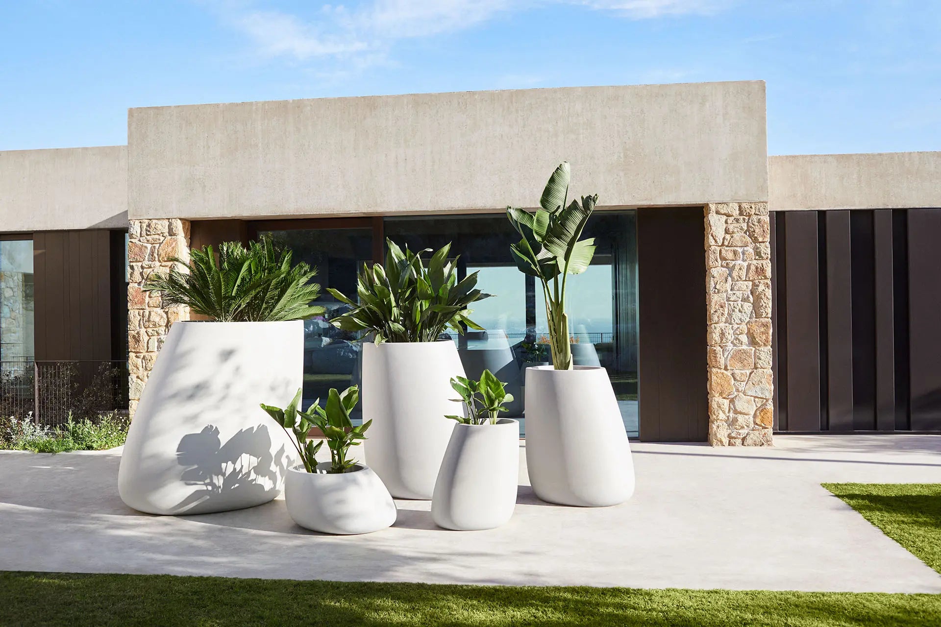 pot de fleurs stone vondom