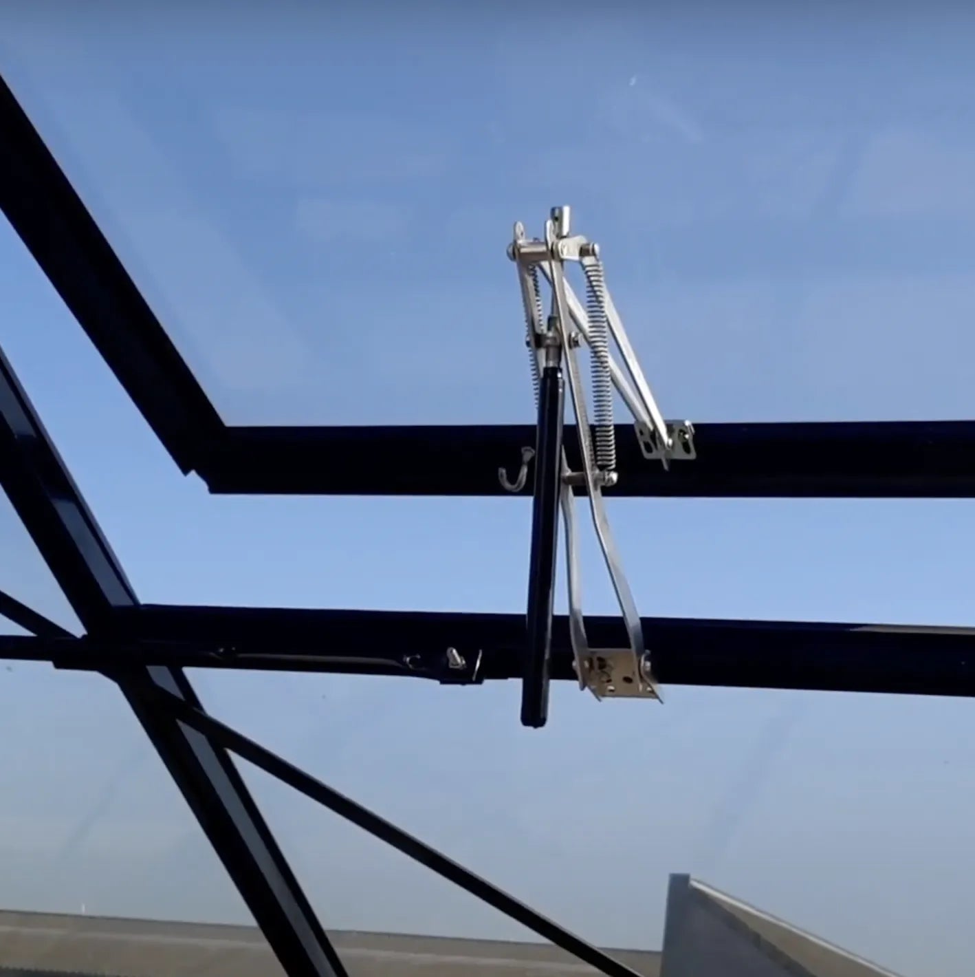 ouverture_automatique_lucarnes