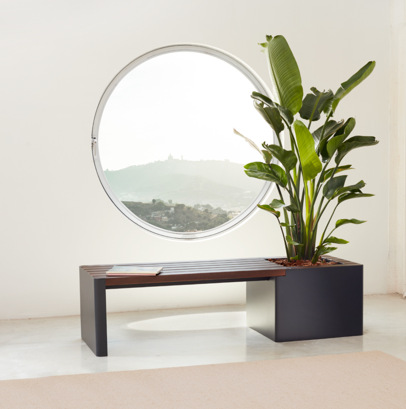 Jardinière - Woodgreen