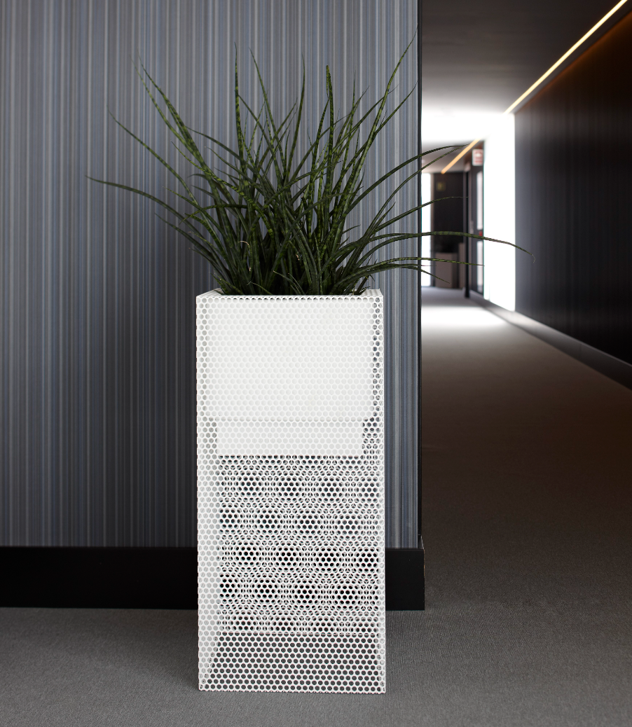 pot-fleurs-carre-fer