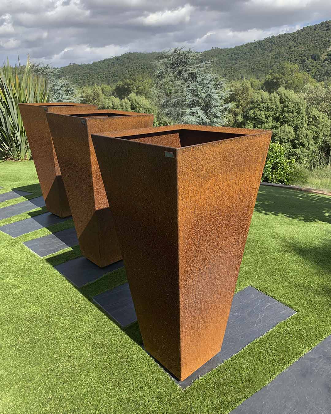 pot-xxl-corten