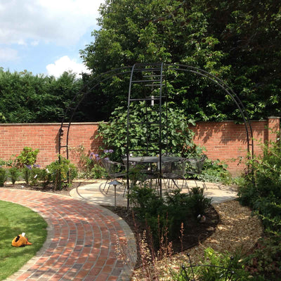pergola-exterieur-gothique