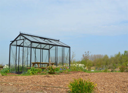 Serre_de_jardin_en_verre_frise