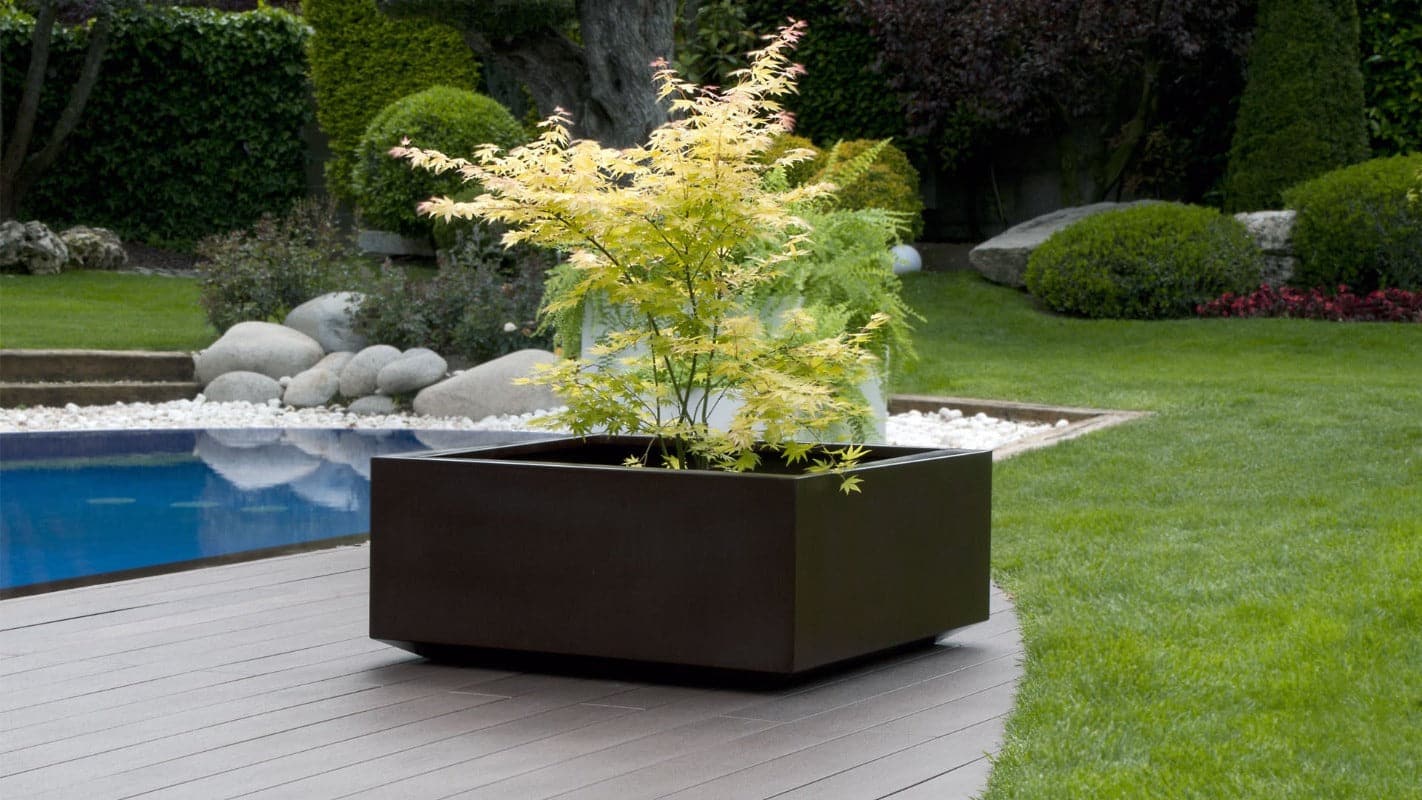jardiniere-acier-grande-taille