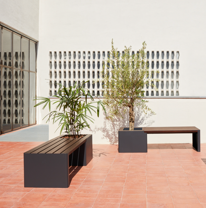 Jardinière - Woodgreen