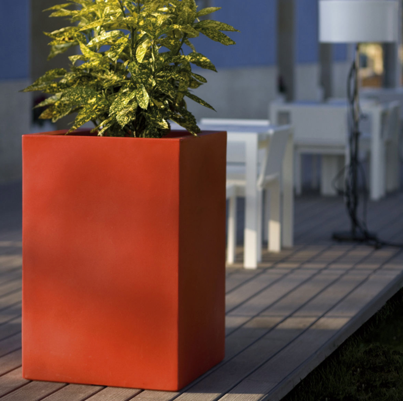pot de fleurs carré xxl rouge