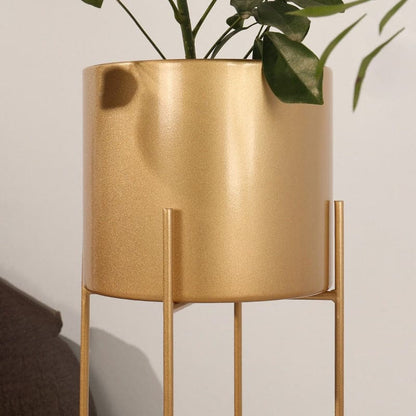 pot-de-fleurs-sur-pied