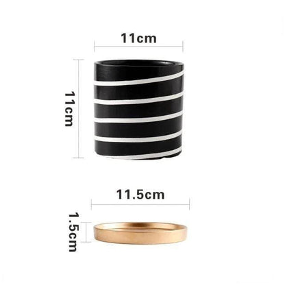 pot de fleurs sur pied rayure noire et blanche