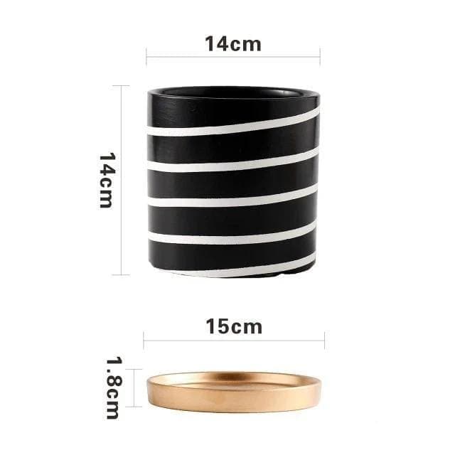 pot de fleur sur pied noir interieur